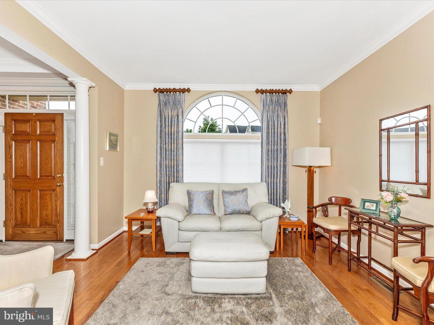 10600 Edwardian Lane photo 9