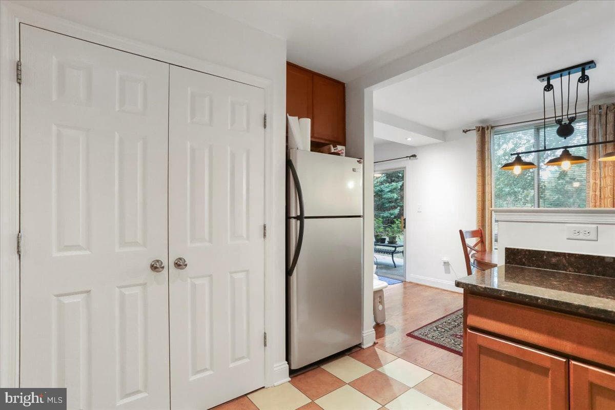 501 Prospect Boulevard photo 15