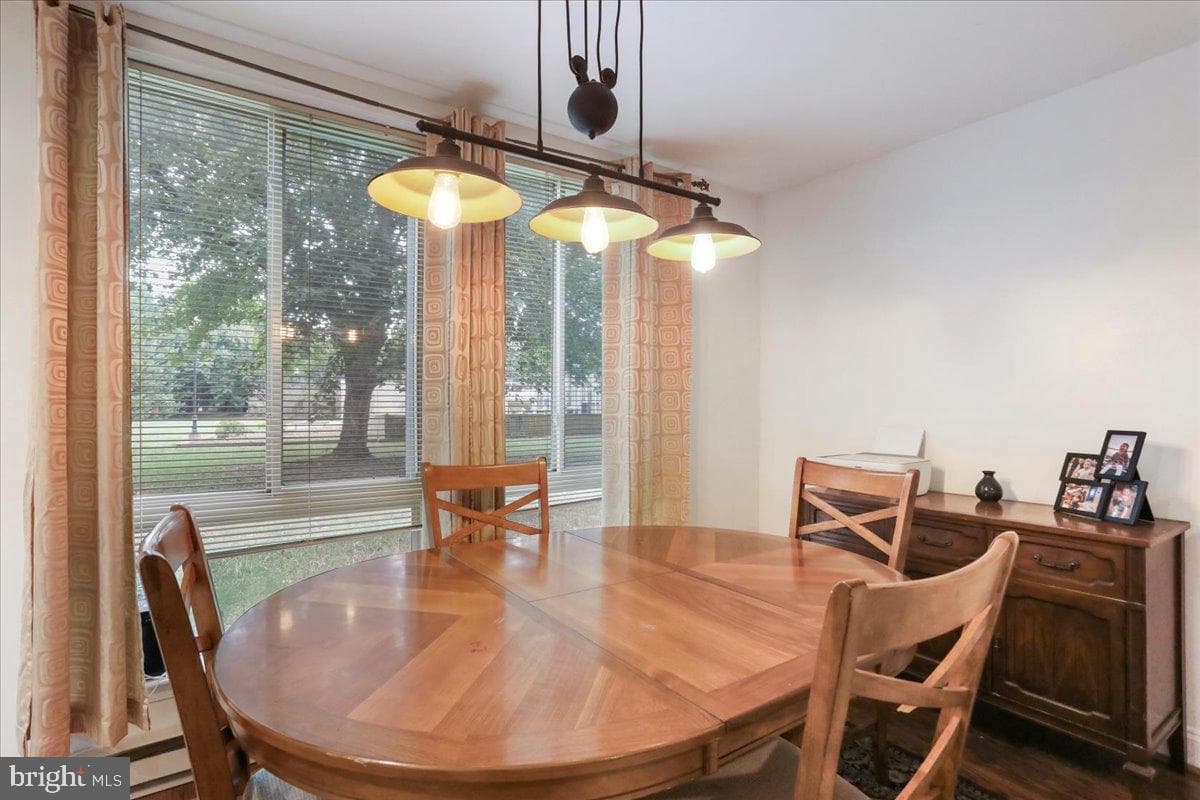 501 Prospect Boulevard photo 16