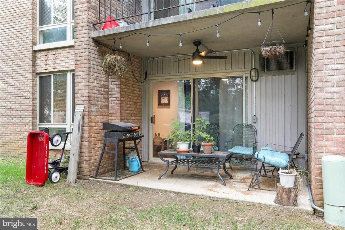 501 Prospect Boulevard photo 23