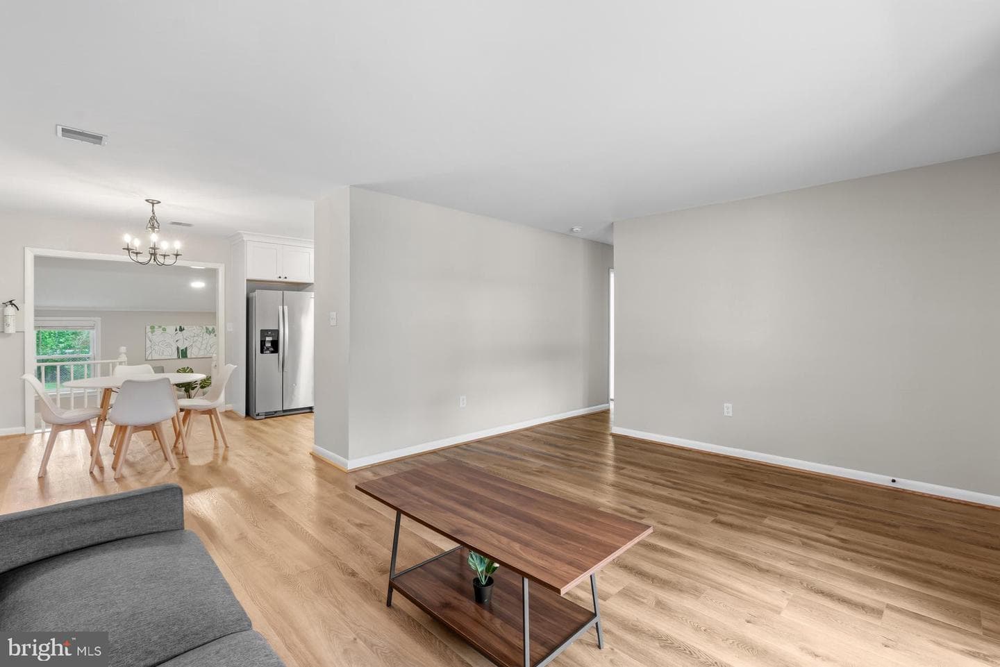 1511 W 8th Street photo 7