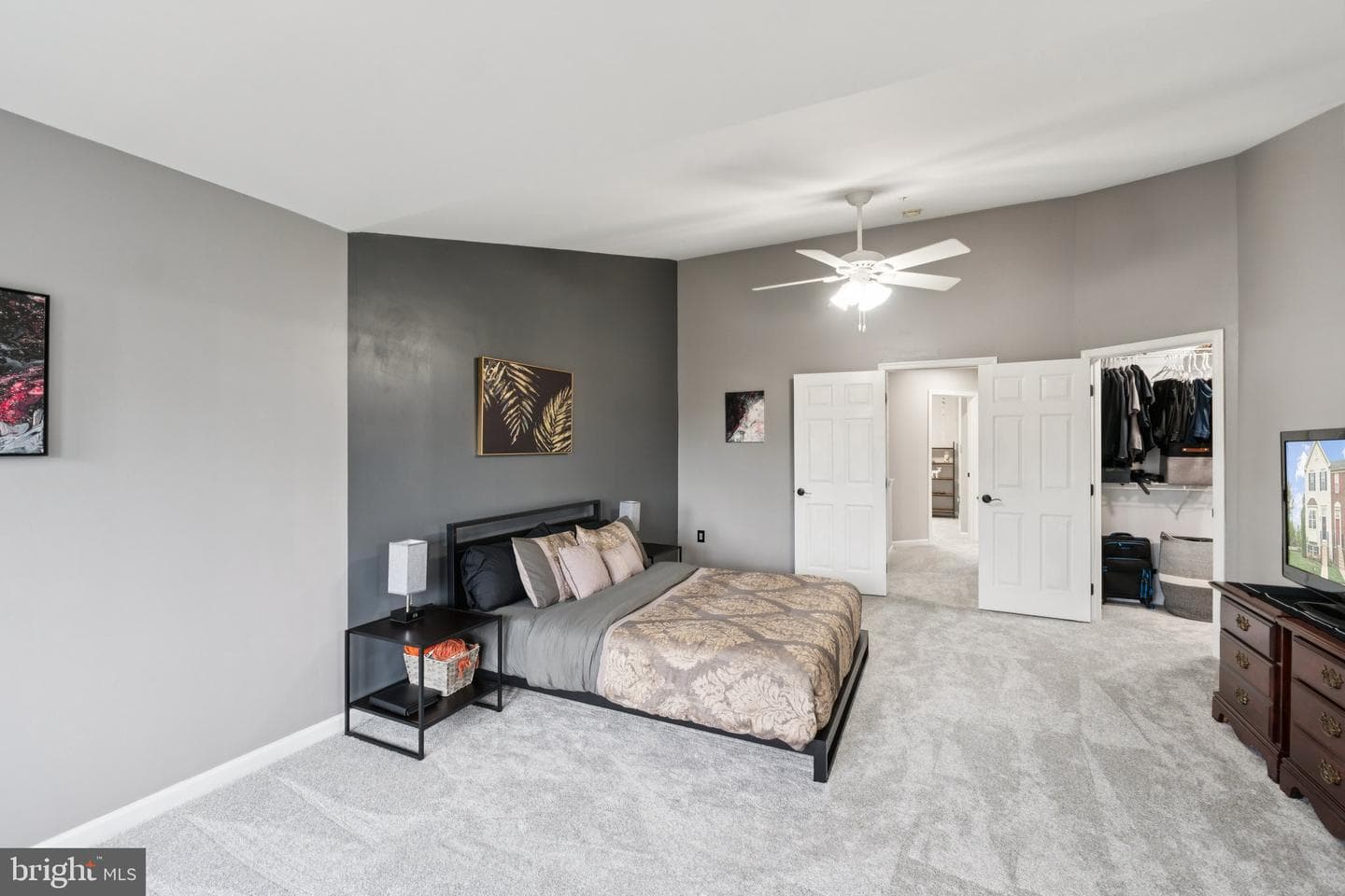 1109 Spring Run Court photo 20