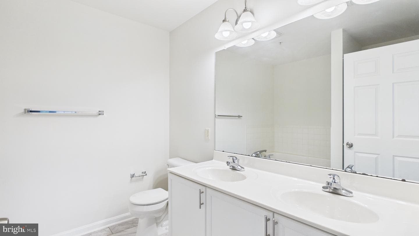302 Baughmans Lane #304c photo 22