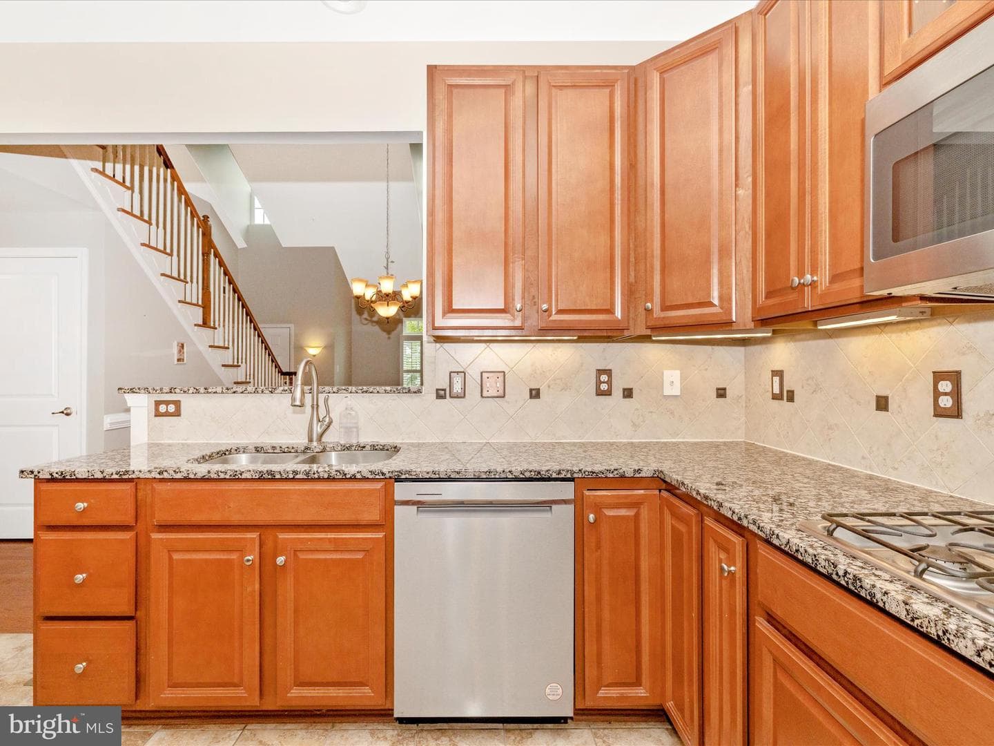 5909 Constance Way photo 18