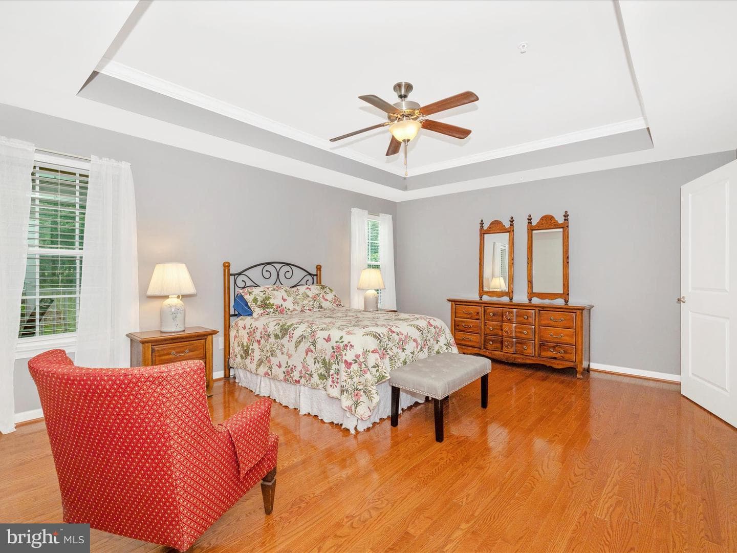 5909 Constance Way photo 5