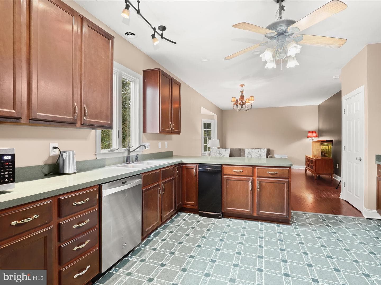 9 Todd Court photo 21