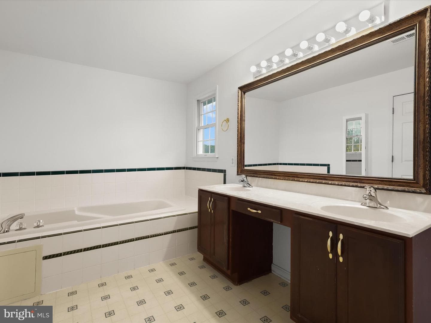9 Todd Court photo 35