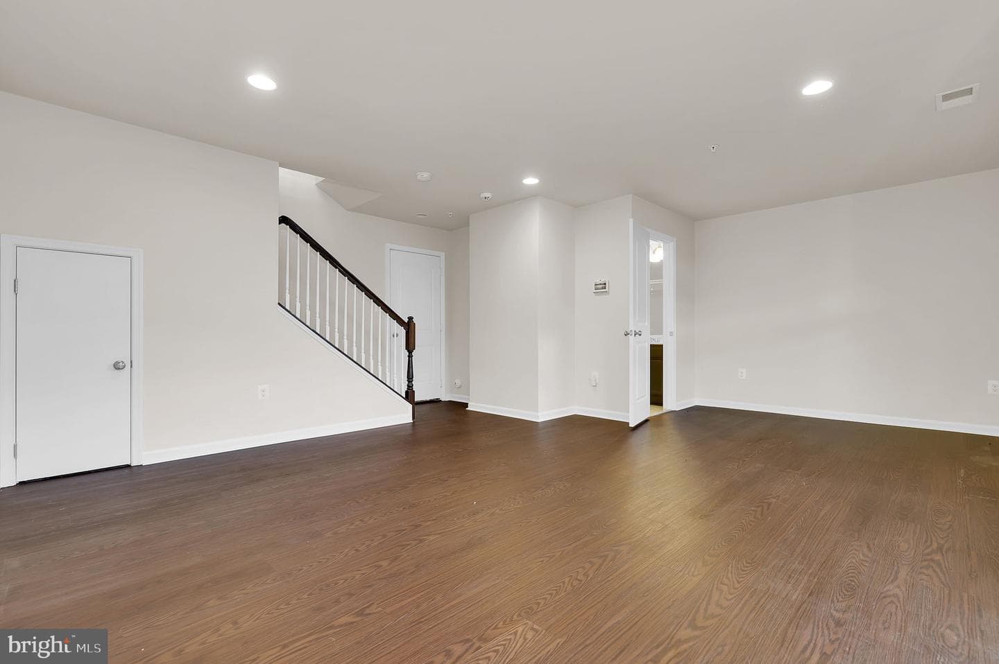 6514 Newton Drive photo 29
