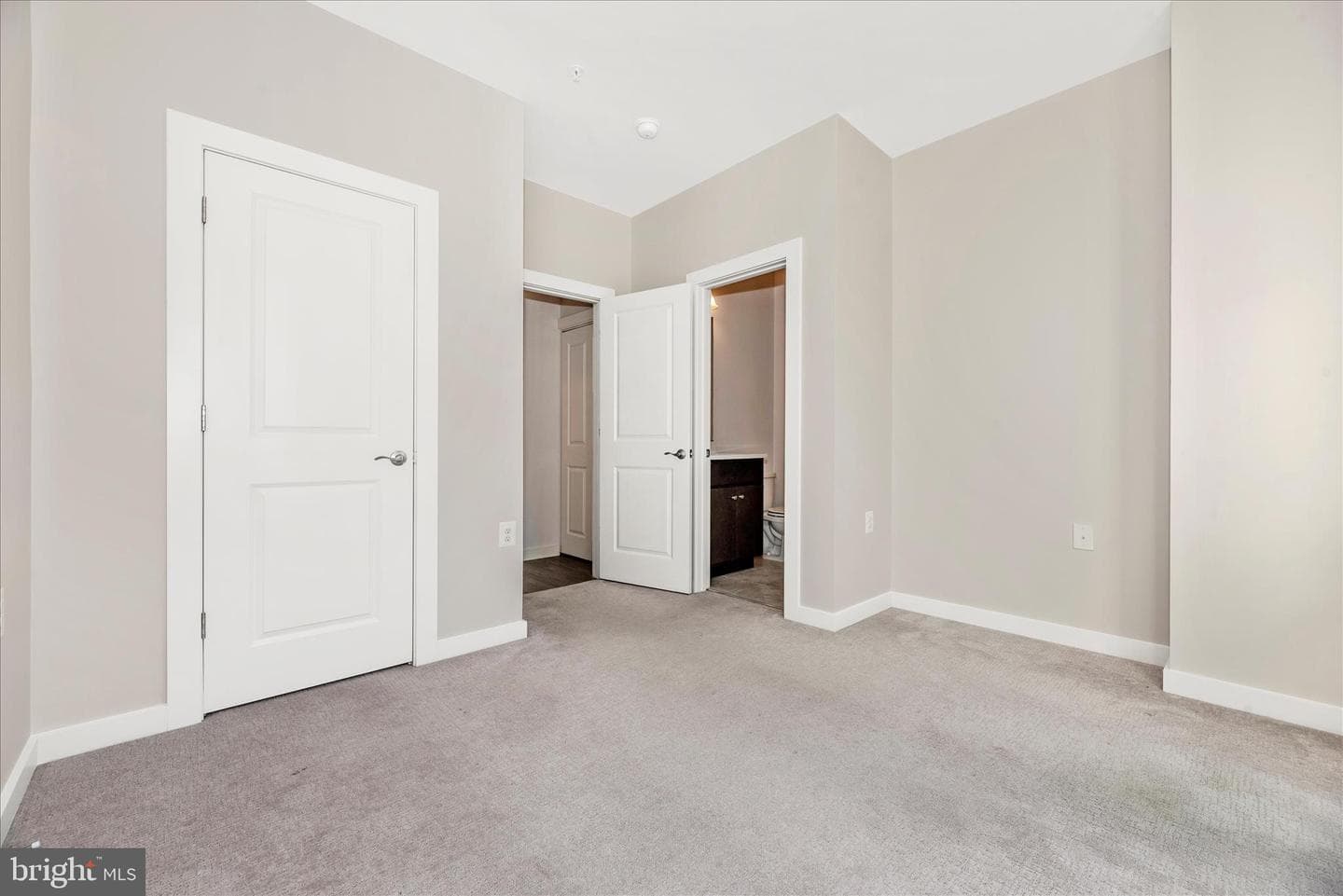 1550 Trafalgar Lane photo 28