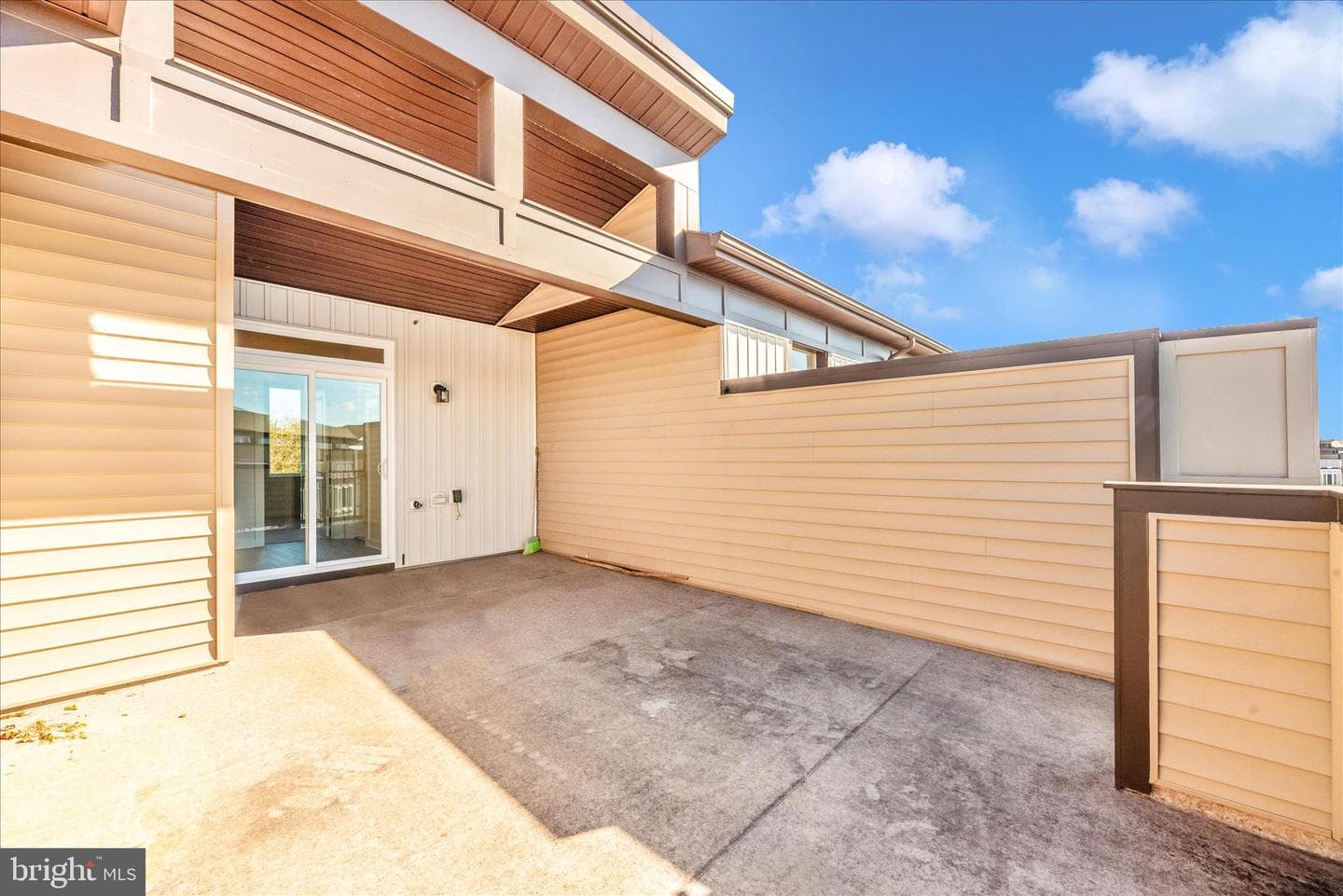 1550 Trafalgar Lane photo 44