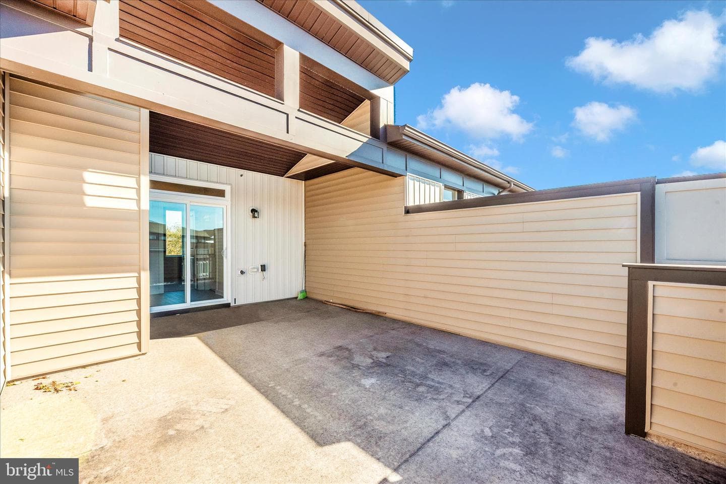 1550 Trafalgar Lane photo 47