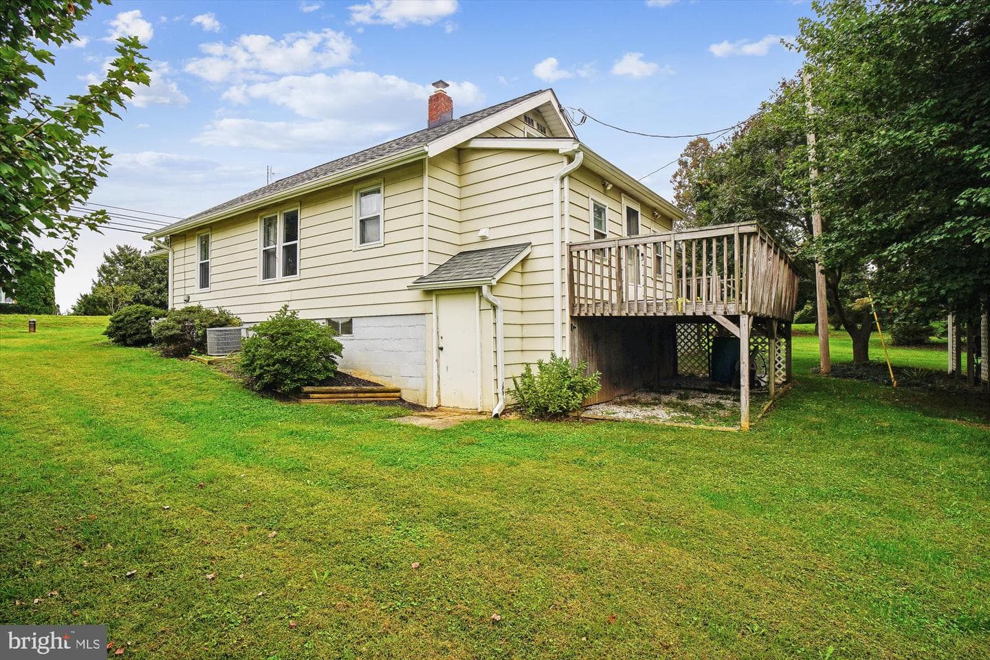 1149 Rosemont Drive photo 17