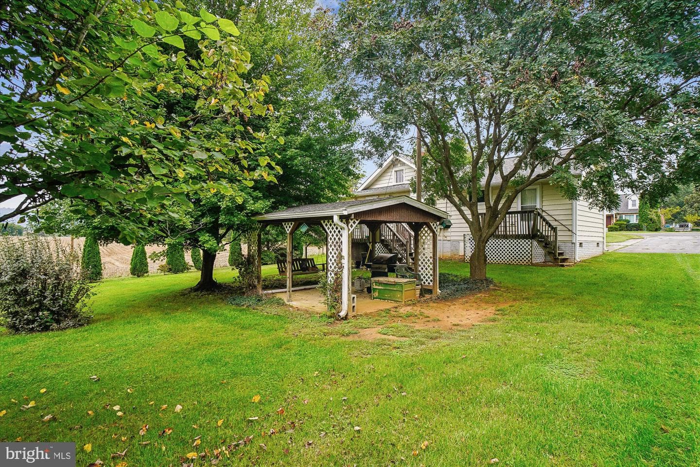 1149 Rosemont Drive photo 9
