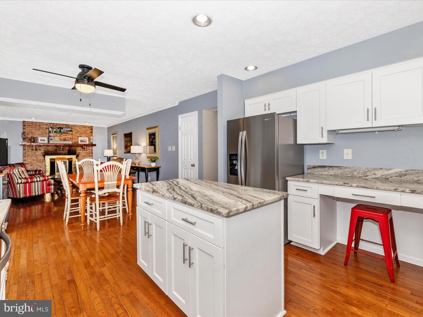 6115 Huckleberry Way photo 11