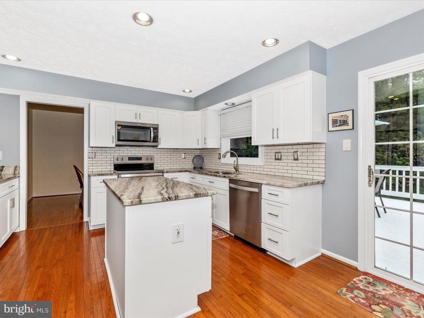 6115 Huckleberry Way photo 14