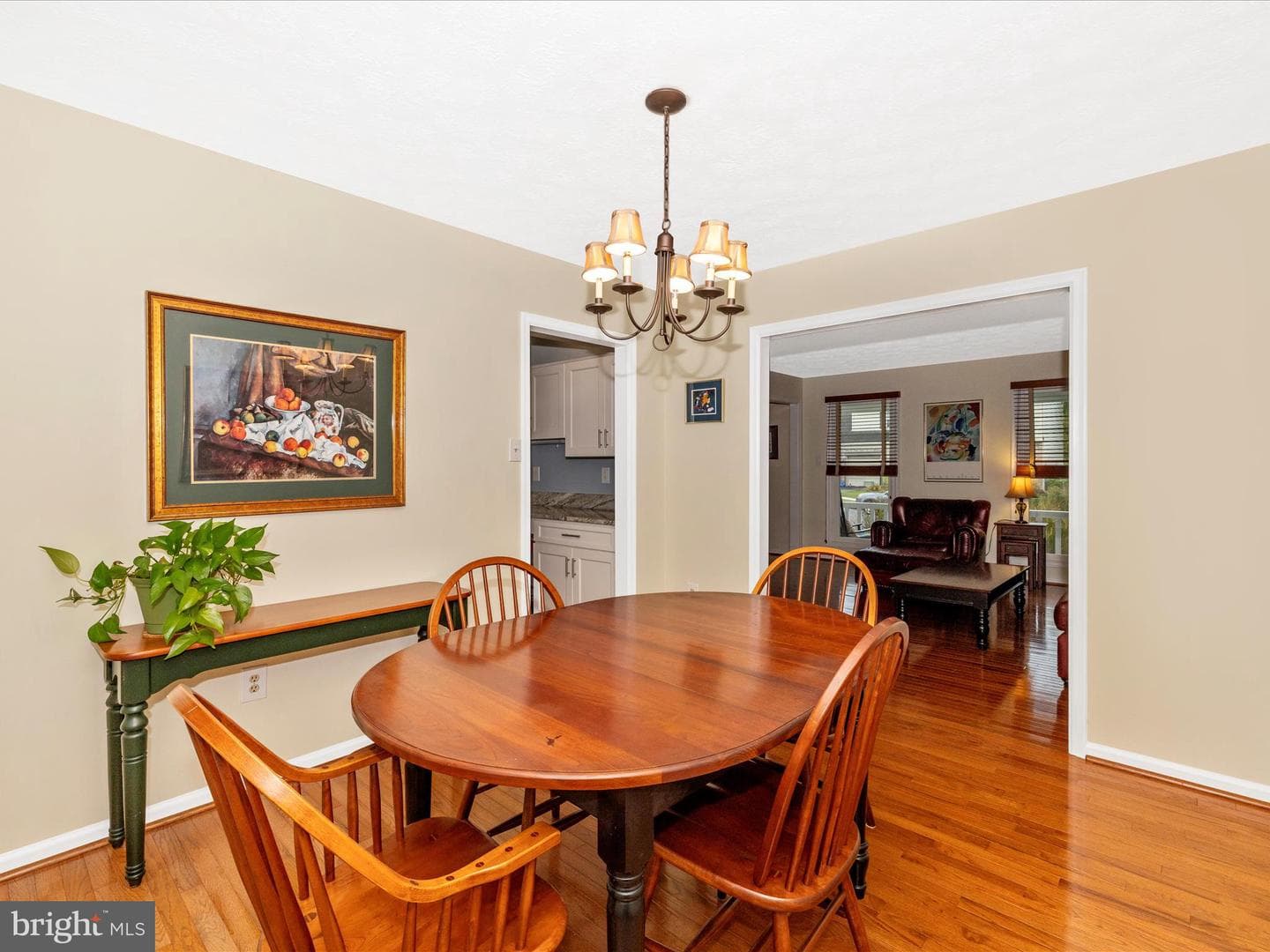 6115 Huckleberry Way photo 9
