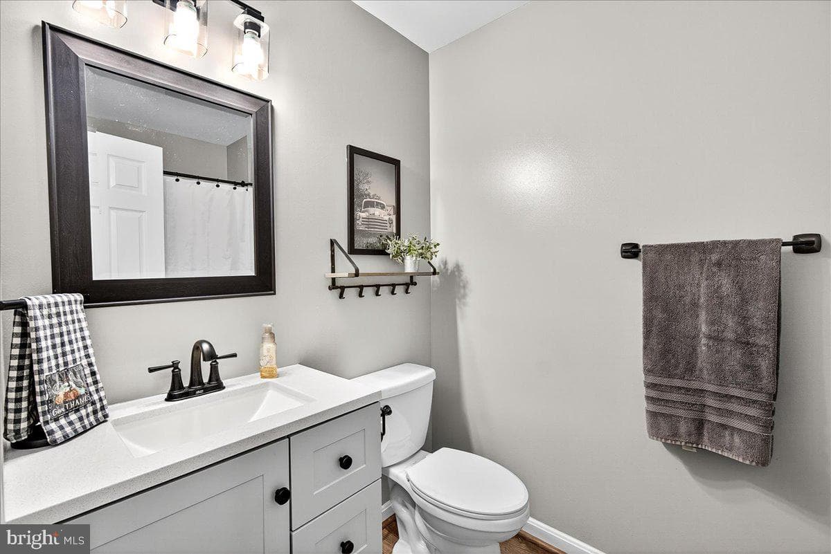 120 Victor Drive photo 16