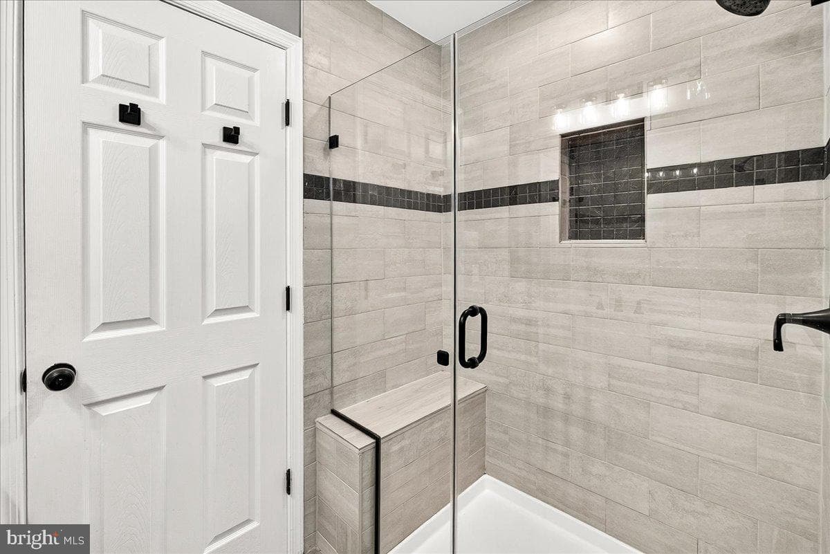 120 Victor Drive photo 23