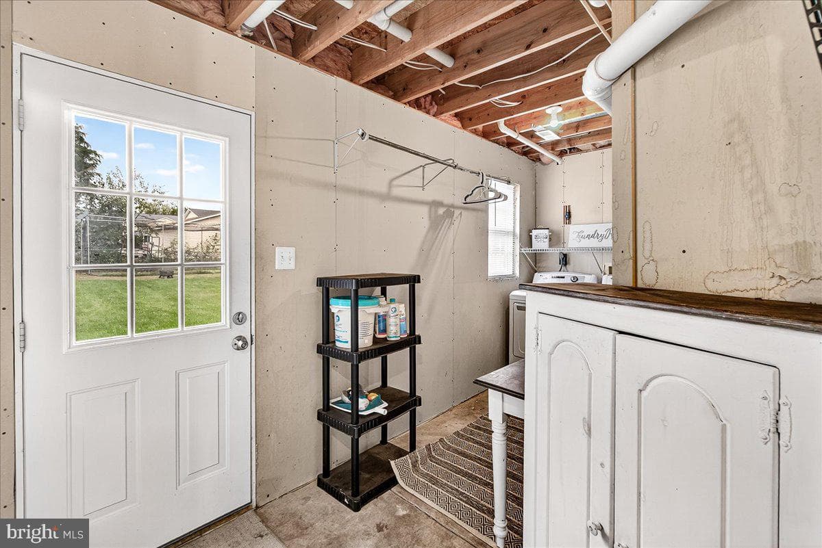 120 Victor Drive photo 30
