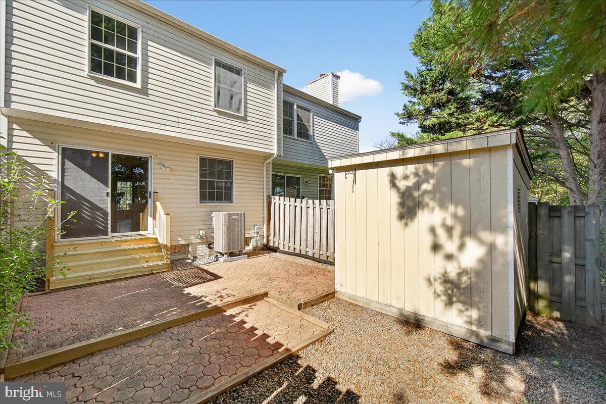6283 Steamboat Way N photo 13