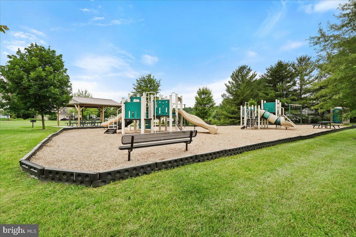 6283 Steamboat Way N photo 58
