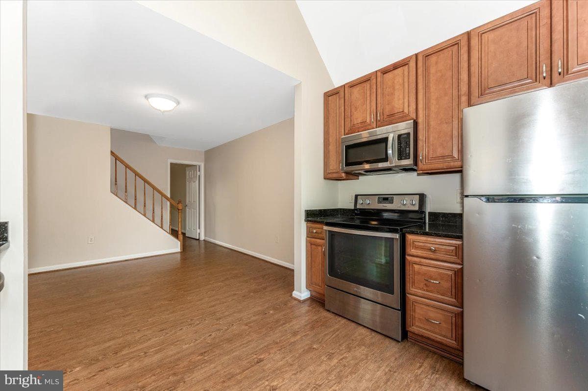 10742 Lake Edge Court photo 18