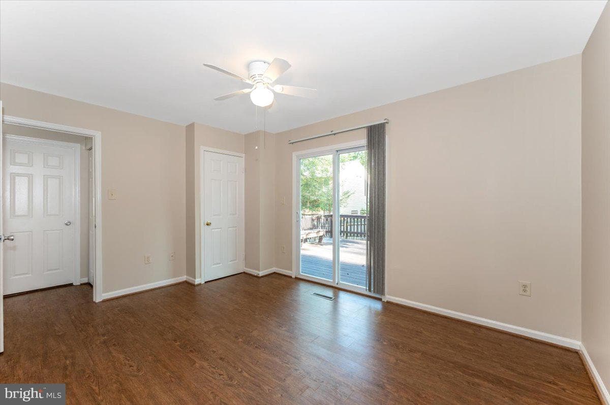 10742 Lake Edge Court photo 22