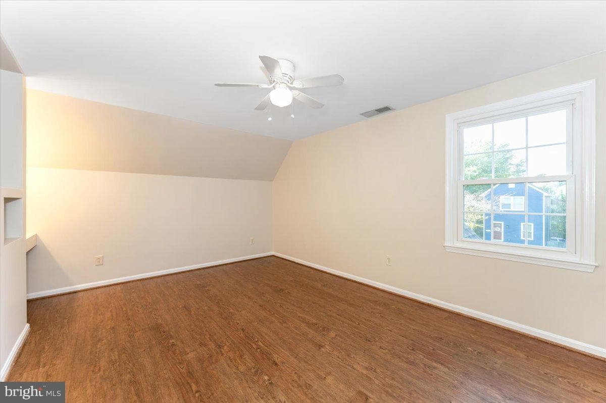 10742 Lake Edge Court photo 28