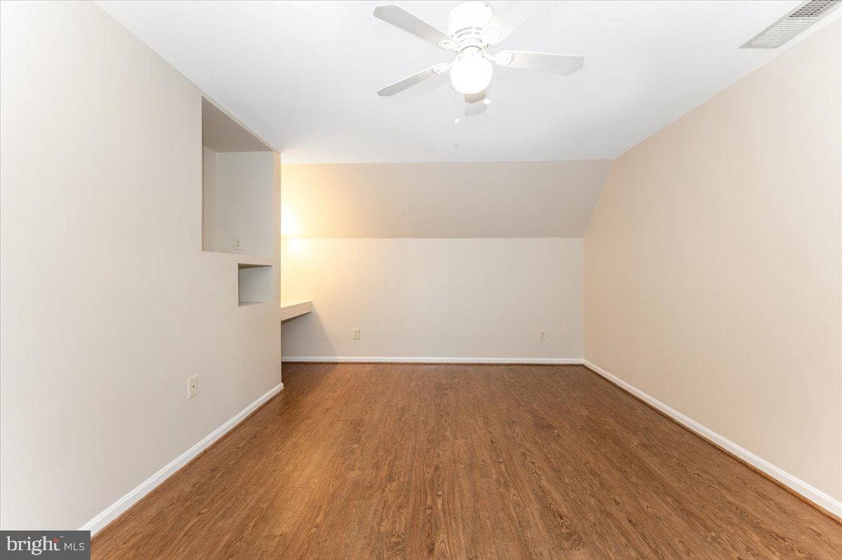 10742 Lake Edge Court photo 29