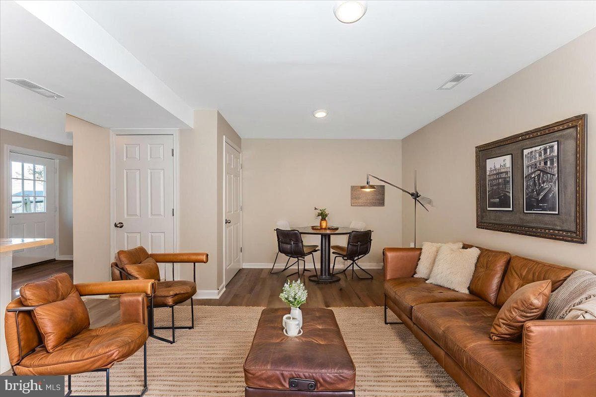 10742 Lake Edge Court photo 38