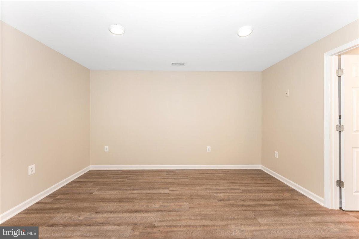 10742 Lake Edge Court photo 40