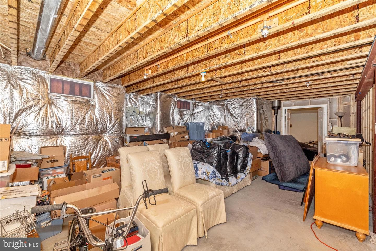 520 Isaac Russell Street photo 38