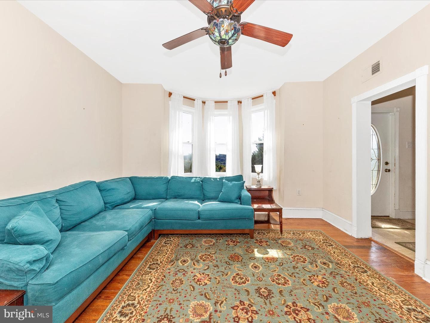 709 E A Street E photo 4