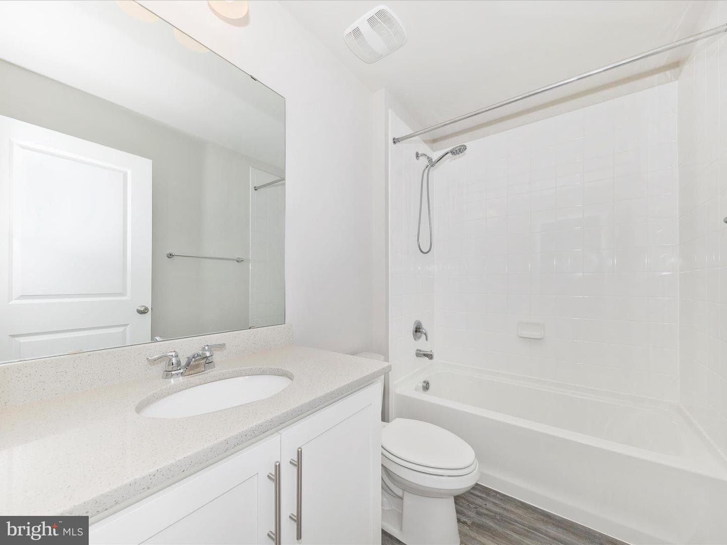 7027 Freedom Way photo 15