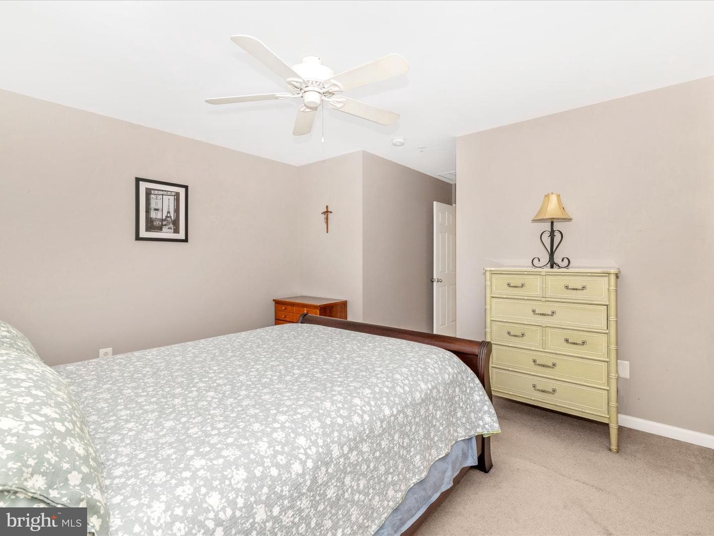 648 Tivoli Road photo 27