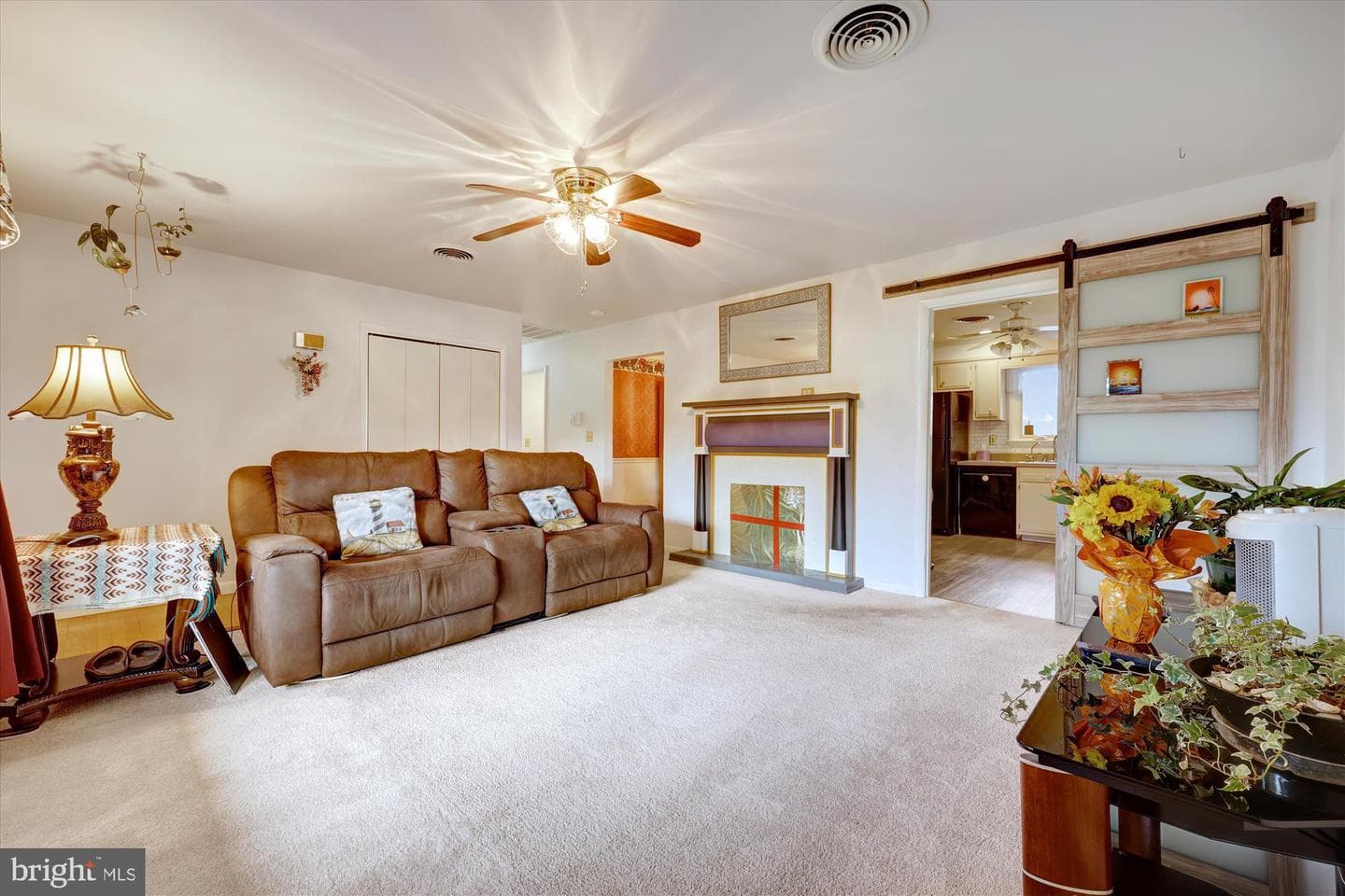 2318 Persimmon Drive photo 7