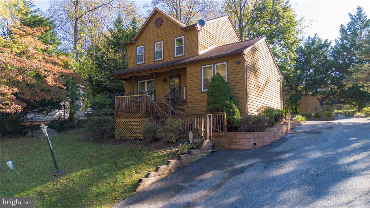 6609 Rockridge Road photo 1
