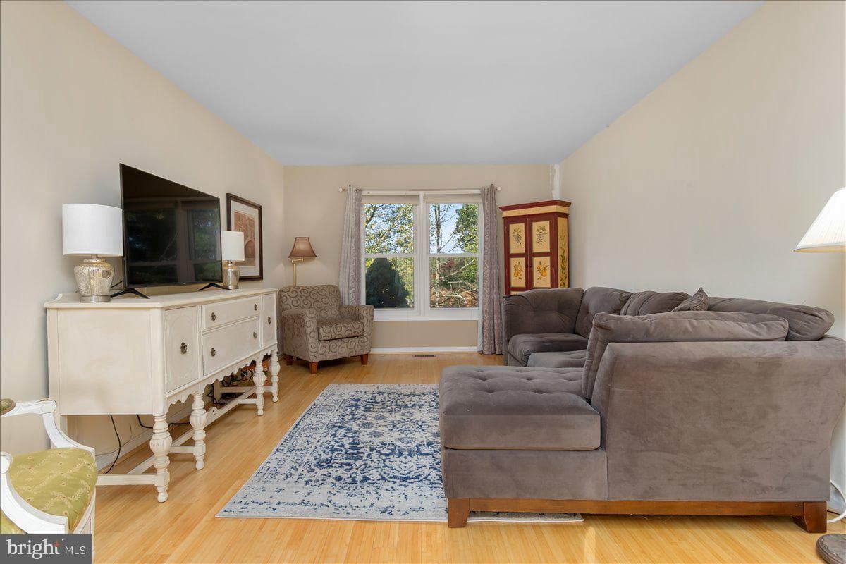 6609 Rockridge Road photo 10