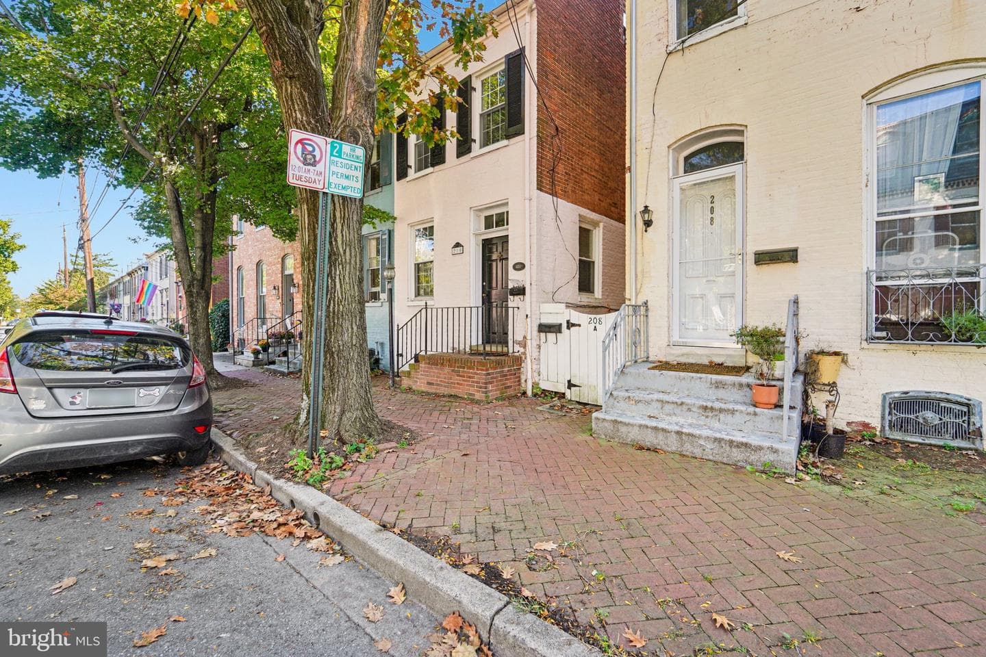 210 E 3rd Street photo 2