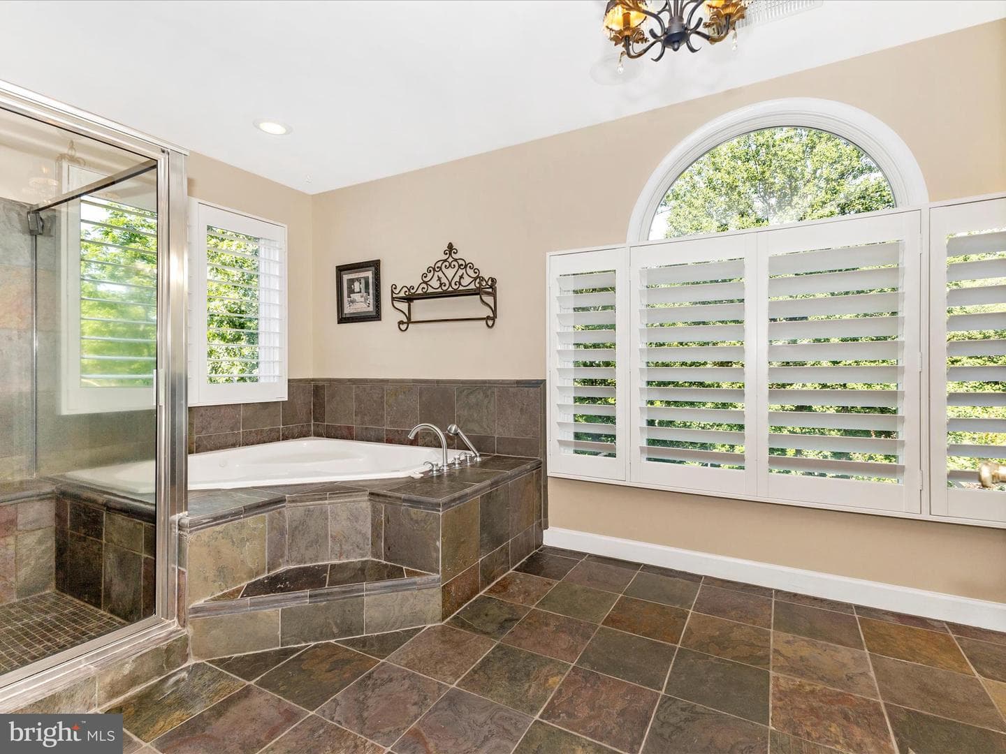 2305 Mount Ephraim Road photo 36