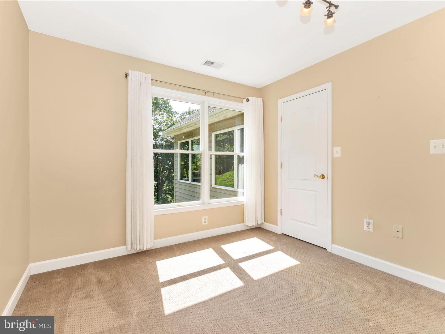2305 Mount Ephraim Road photo 43