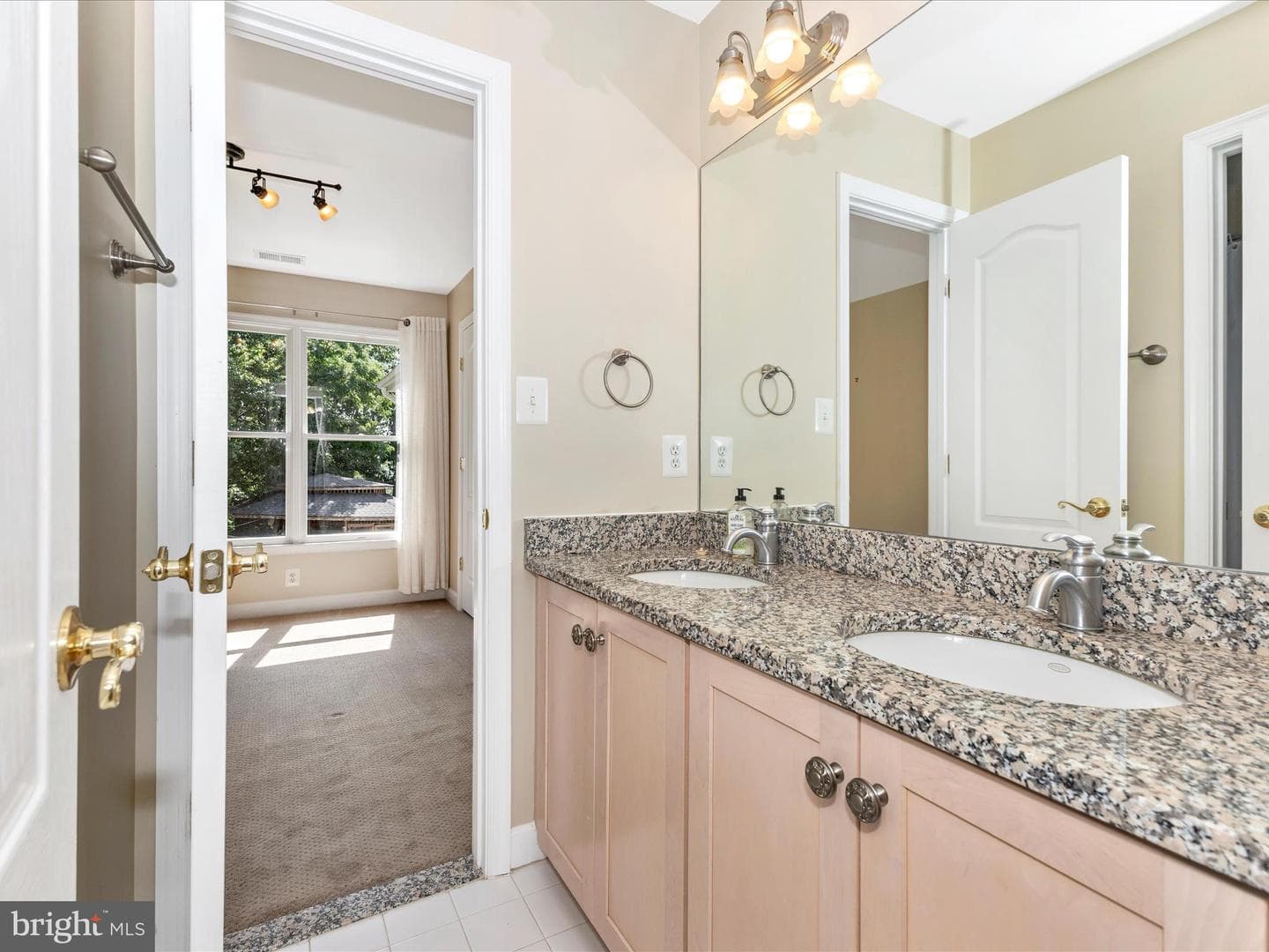 2305 Mount Ephraim Road photo 44