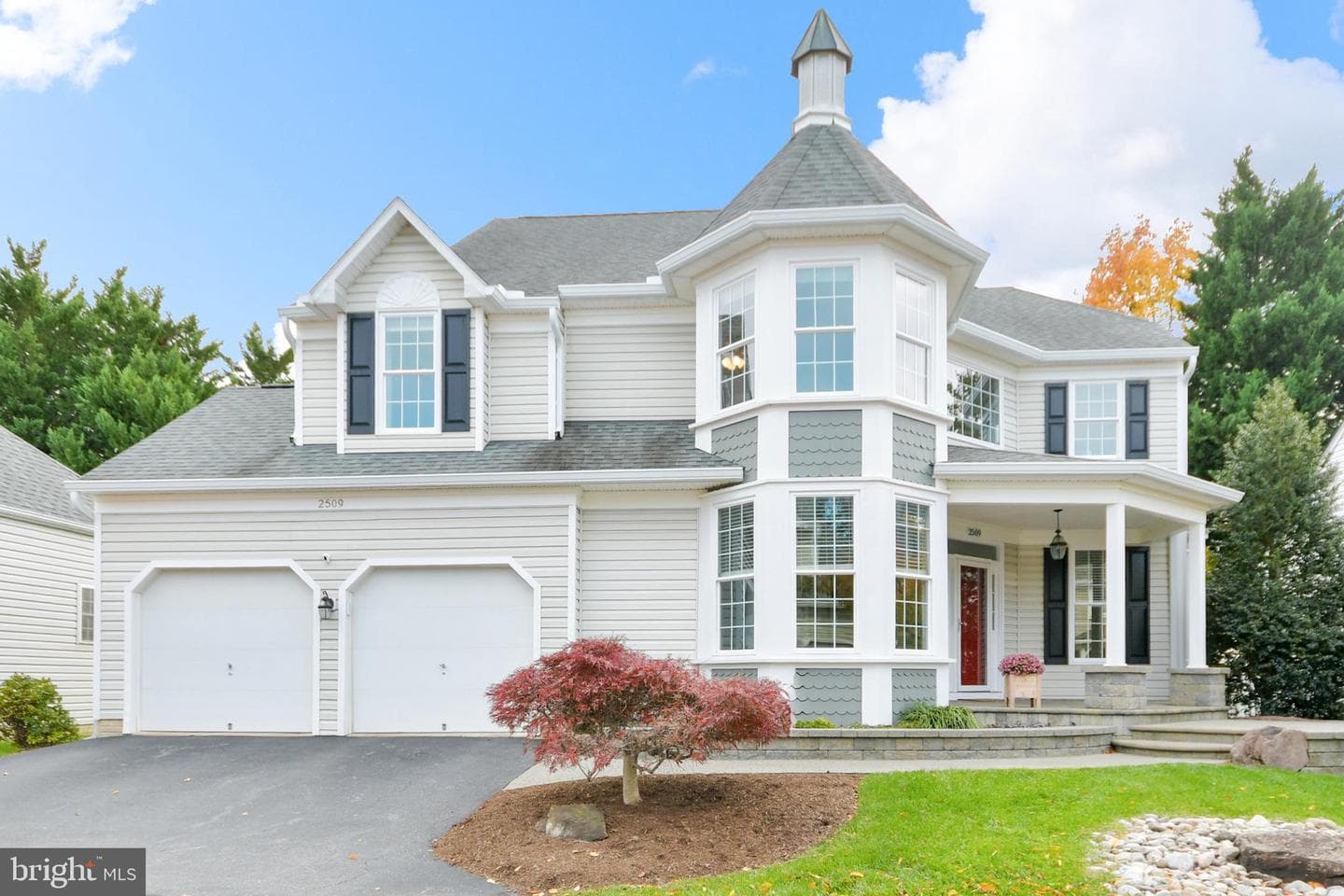 2509 Bear Den Road photo 2