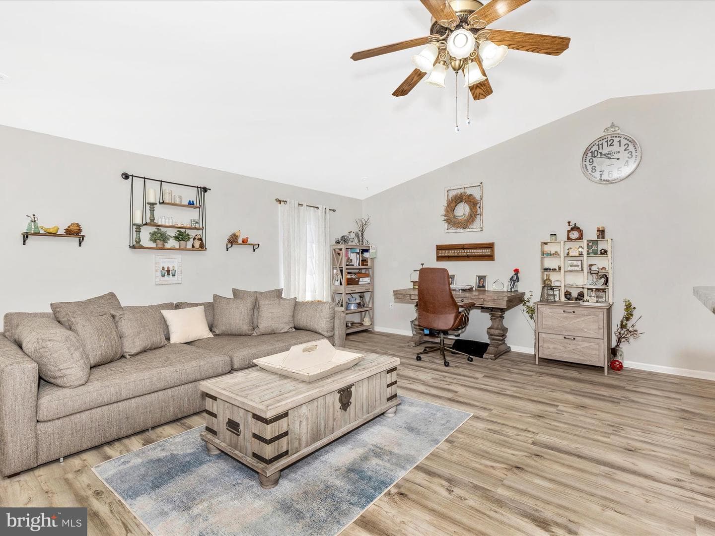 7996 Pleasant Court photo 2