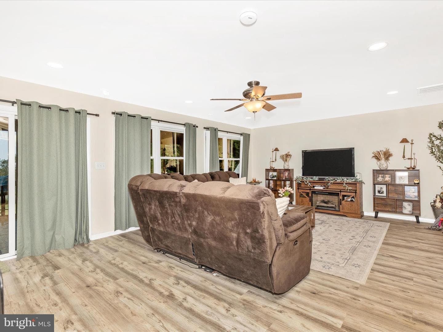 7996 Pleasant Court photo 47