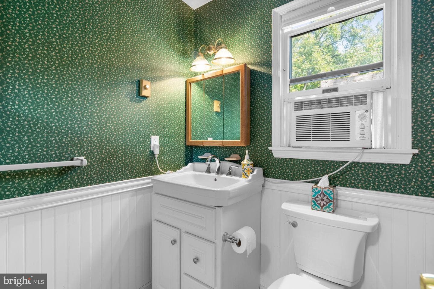 11908 Croyden Court photo 14