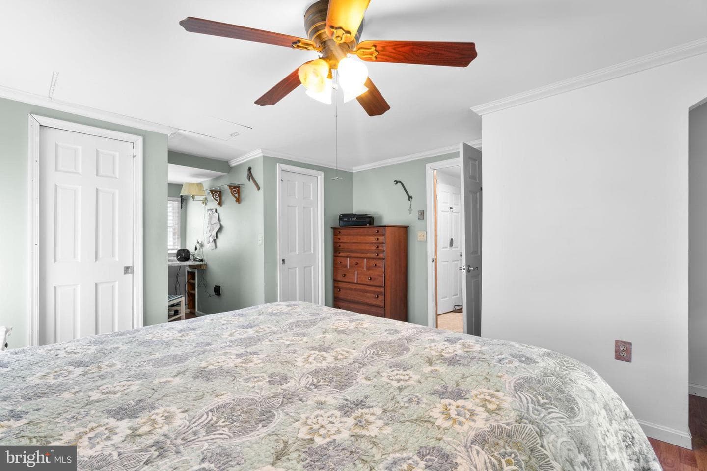 11908 Croyden Court photo 17