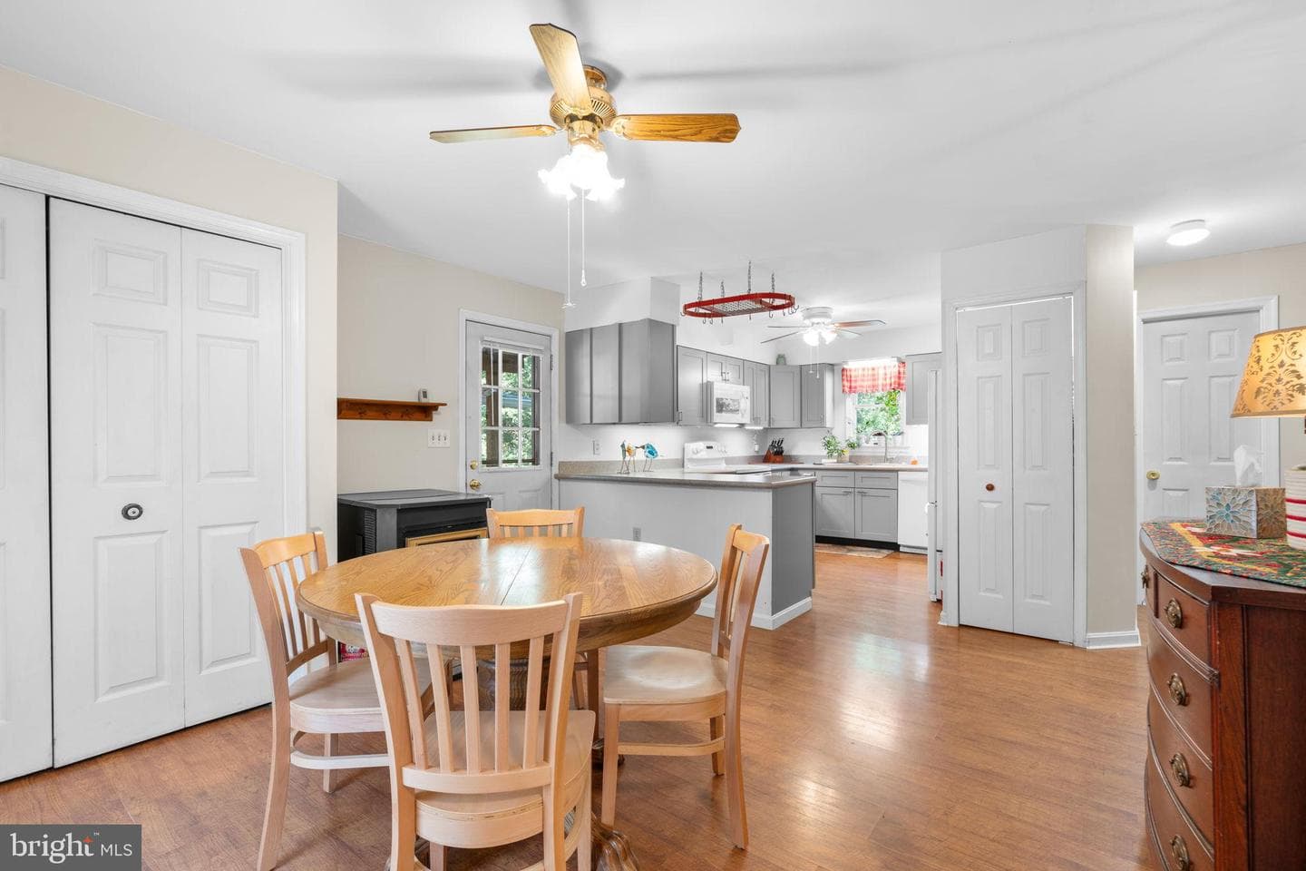 11908 Croyden Court photo 3