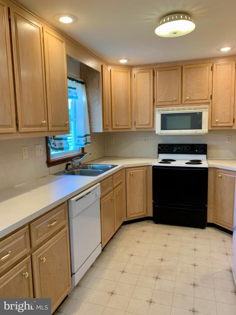 12331 Pleasant Walk Road photo 12