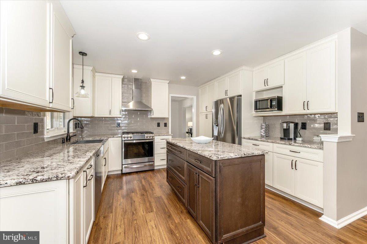 2124 Carroll Creek View Court photo 19
